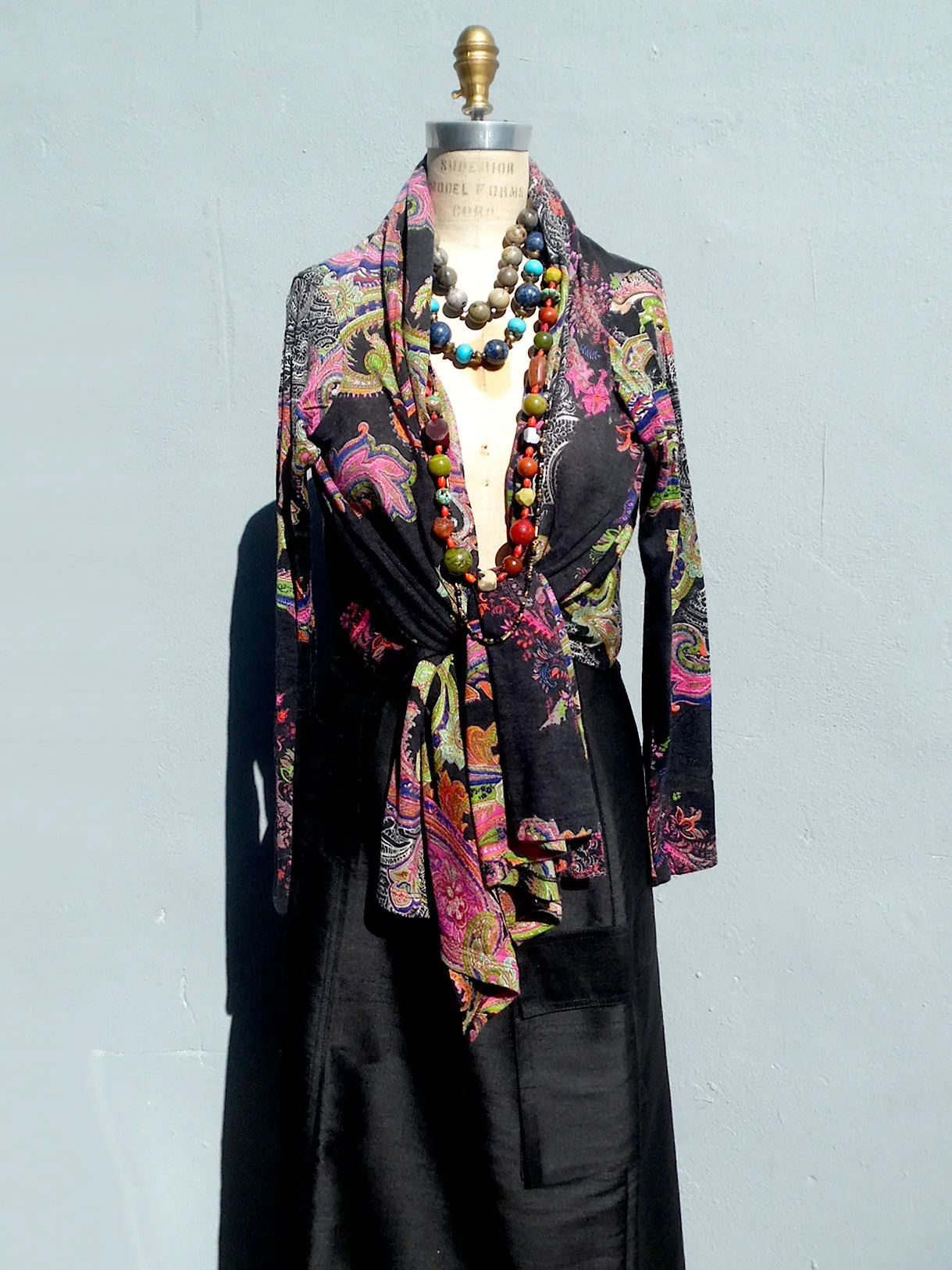 Cardigan Silk And Cashmere Paisley Black And Bright