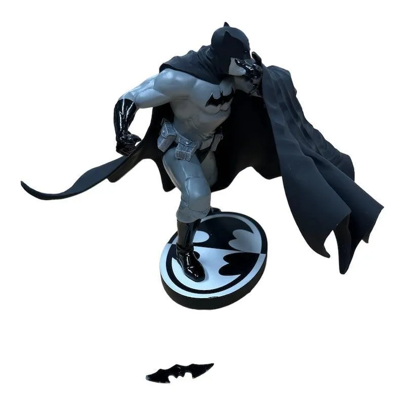 (DAMAGED) BATMAN BLACK & WHITE STATUE BY DAVE JOHNSON