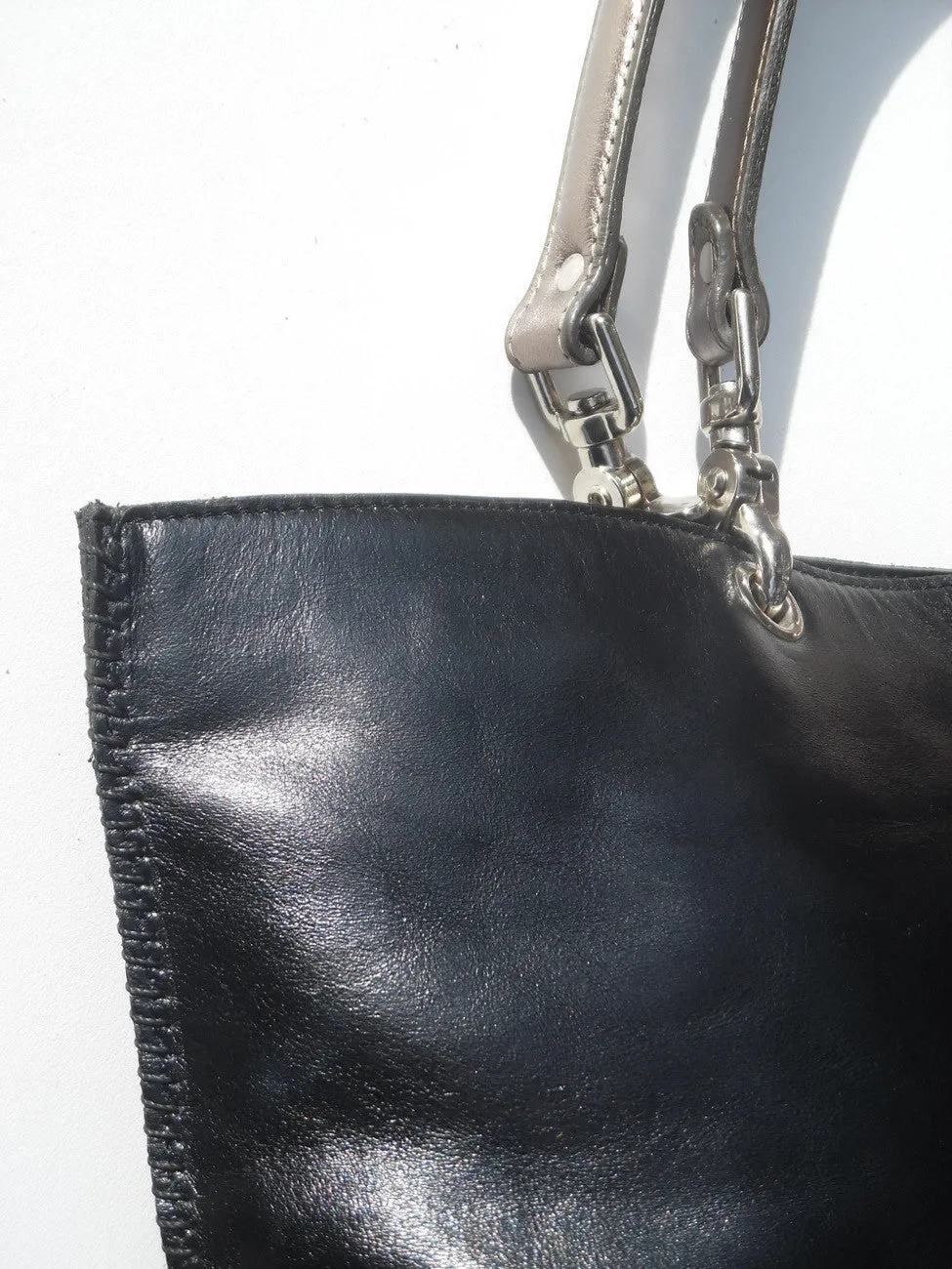 Gajumbo Tote Bag Calfskin Leather Black