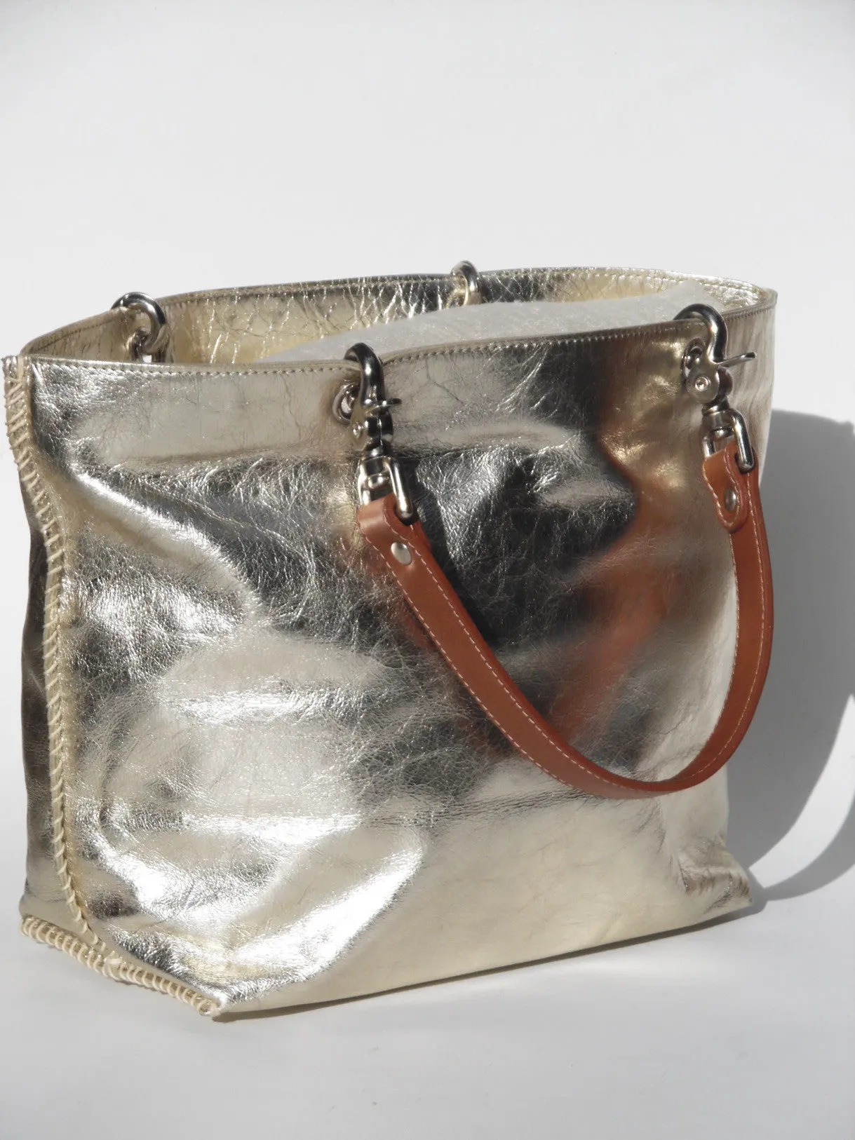 Gamidi Tote Bag Metallic Leather Champagne