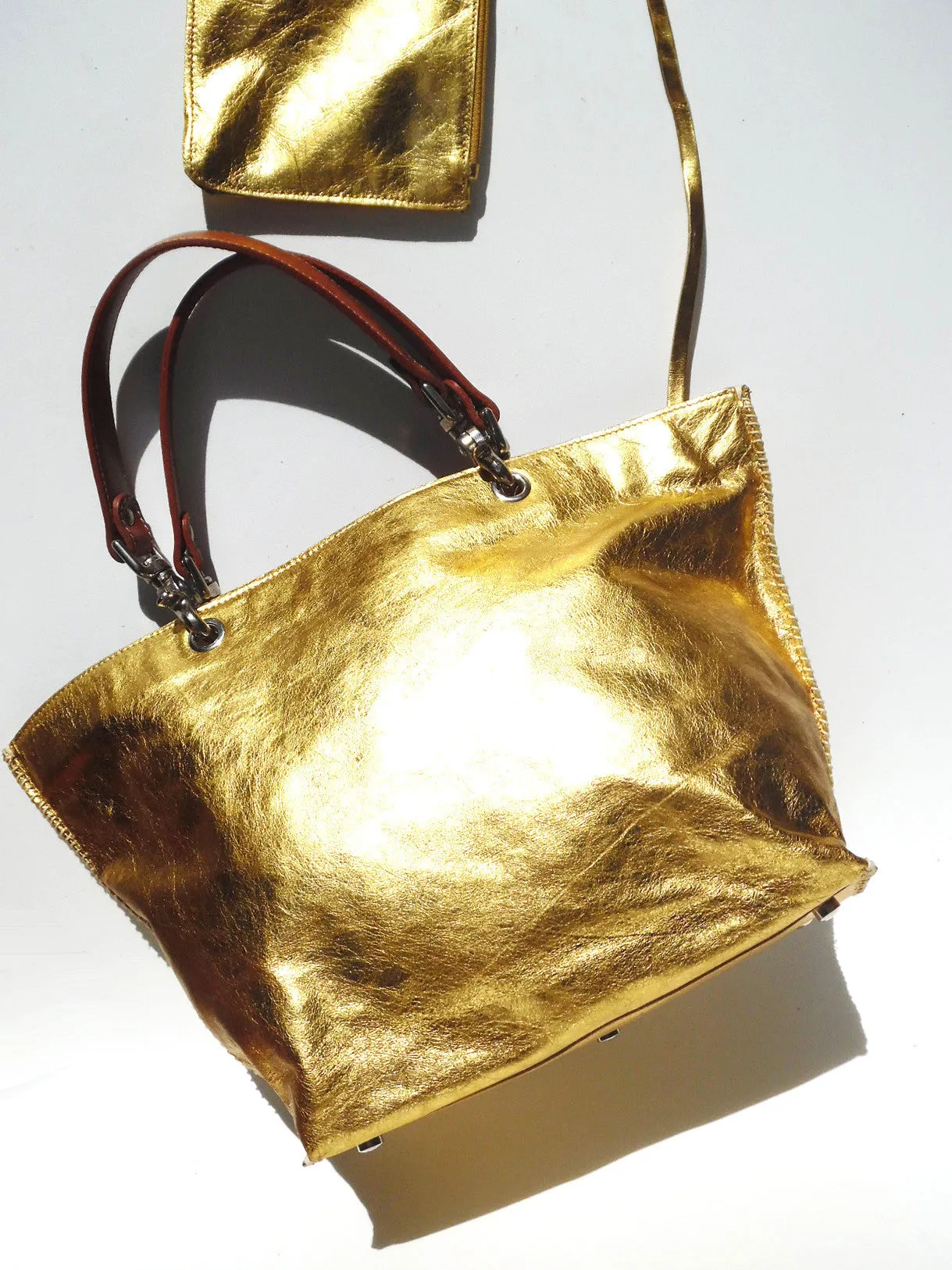 Gamidi Tote Bag Metallic Leather Gold