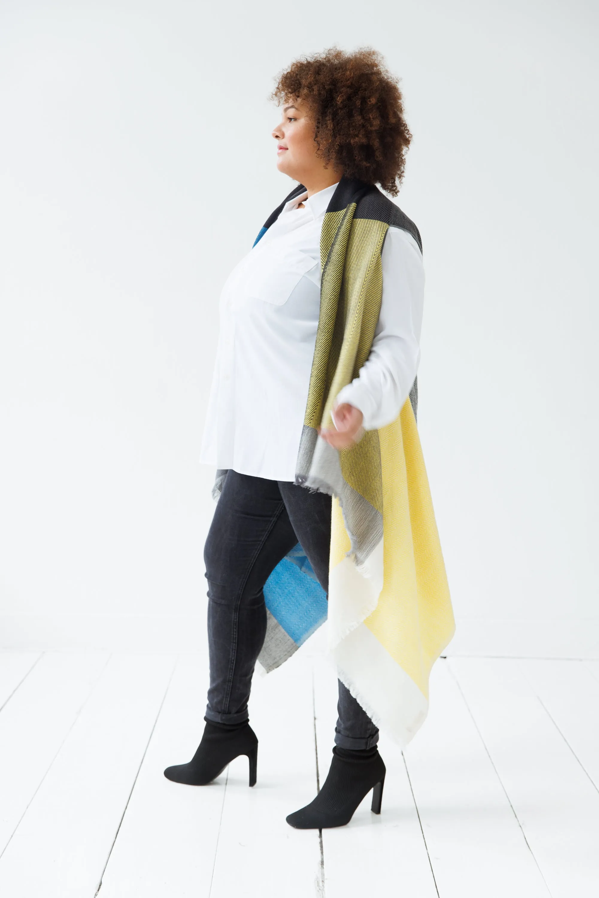 NEW! JULAHAS  LIMITED EDITION DARIA Cape Peace Plus Size