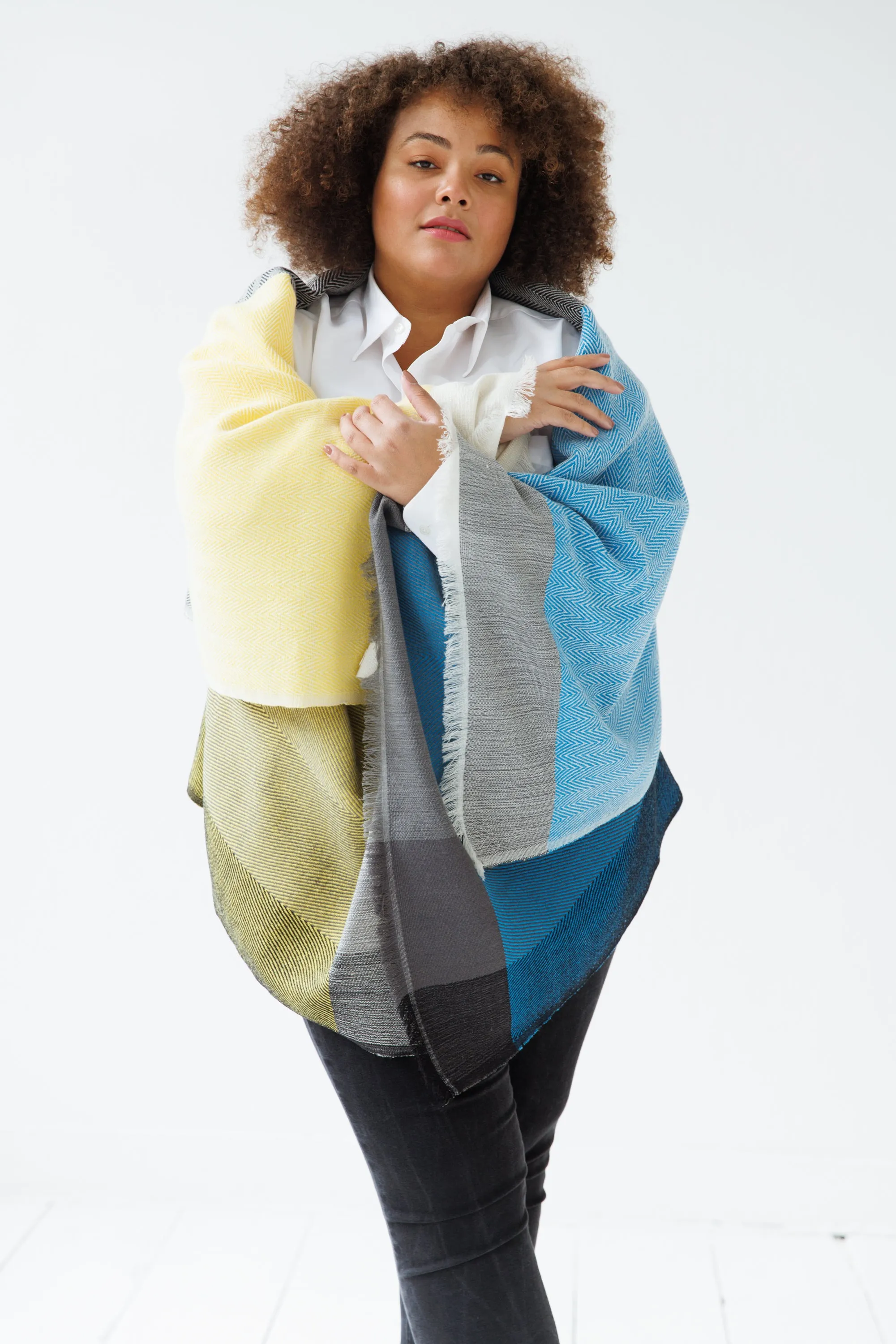 NEW! JULAHAS  LIMITED EDITION DARIA Cape Peace Plus Size