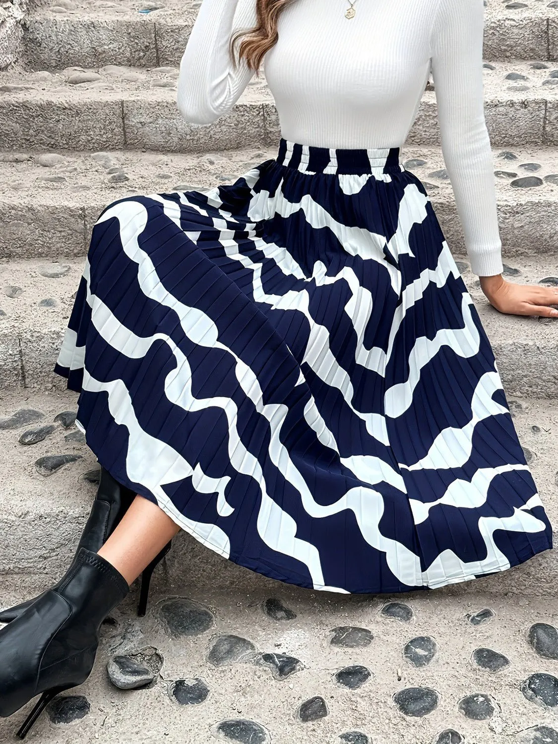 Pleated Printed Skirt