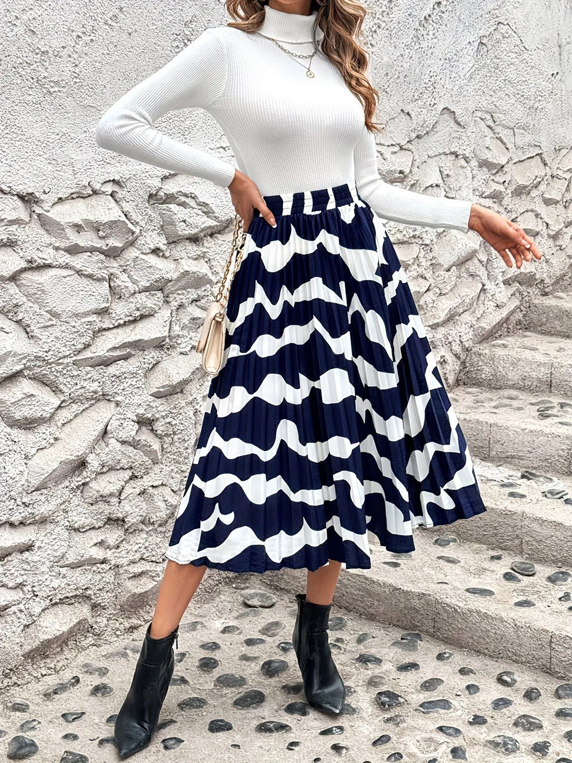 Pleated Printed Skirt