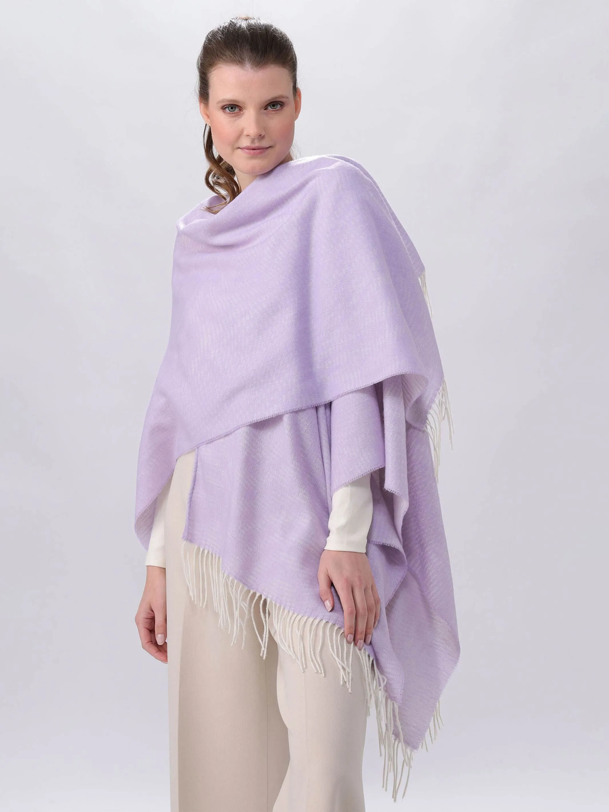 Sustainability Edition - Einfarbiger Poncho - Made in Germany